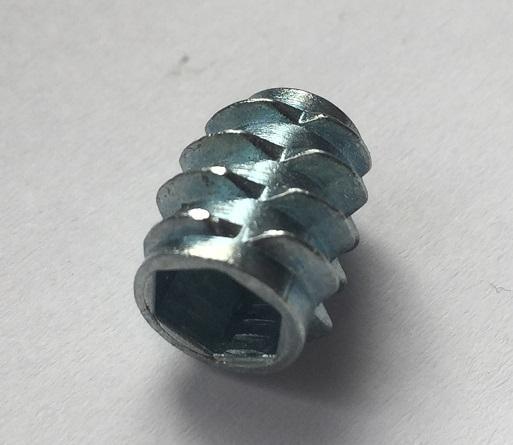 Matice závrtná bez límce - typ E